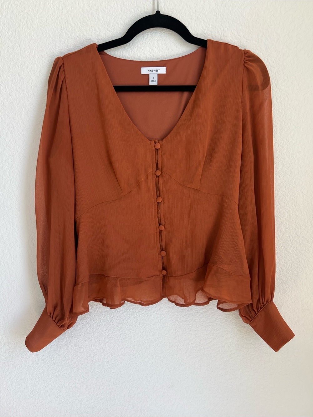Nine West Rust Button-Down Ruffle-Hem Blouse